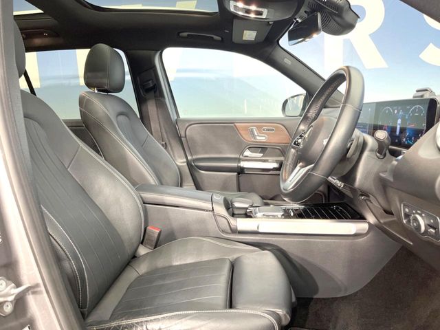 Mercedes-Benz GLB 9