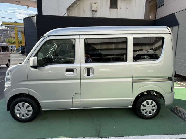 Nissan NV100 Clipper 8