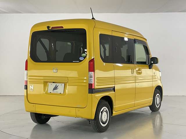 Honda N-VAN 8