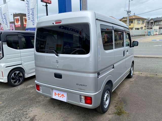 Suzuki Every 11