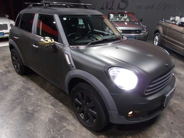 MINI Crossover 11