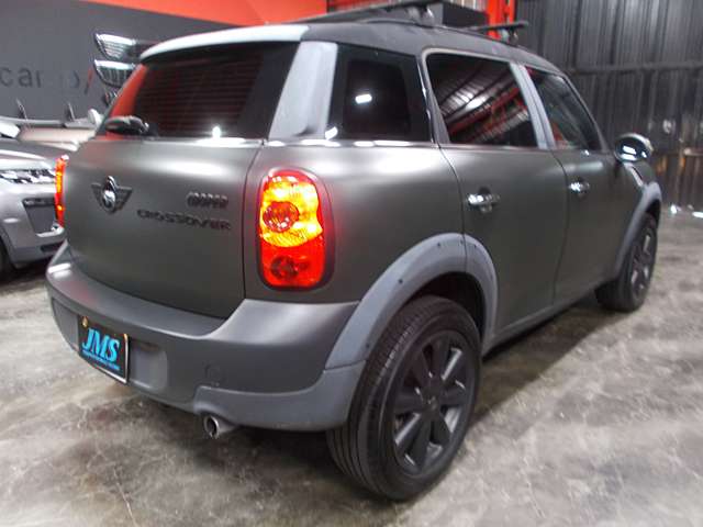 MINI Crossover 6