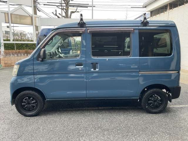 Daihatsu Hijet Cargo 2
