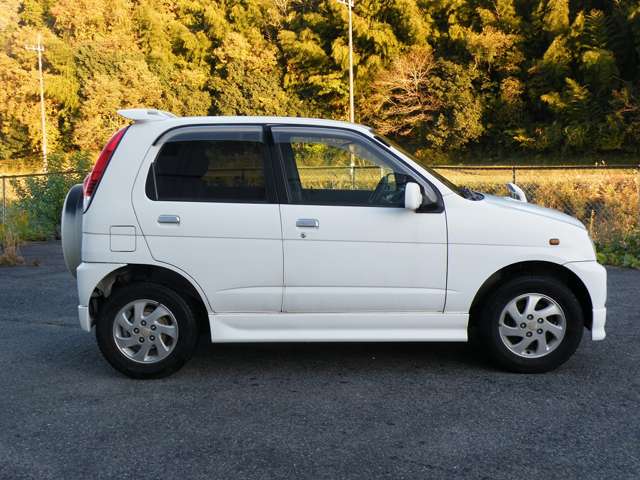 Daihatsu Terios Kid 12