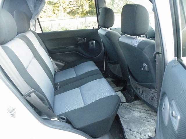 Daihatsu Terios Kid 9