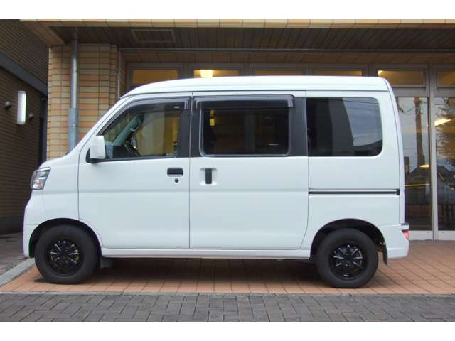 Toyota Pixis Van 3