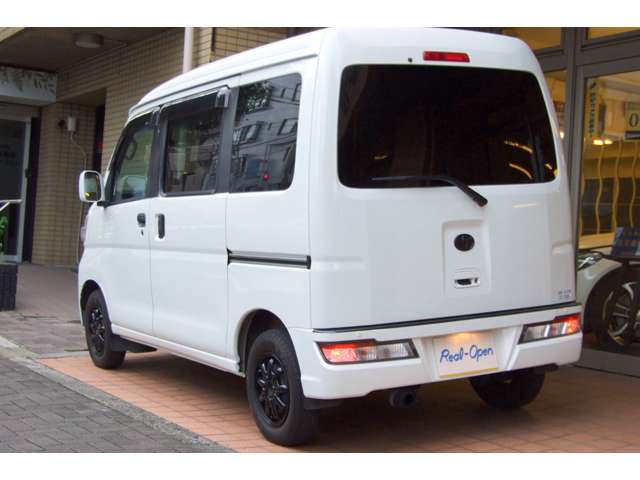 Toyota Pixis Van 6