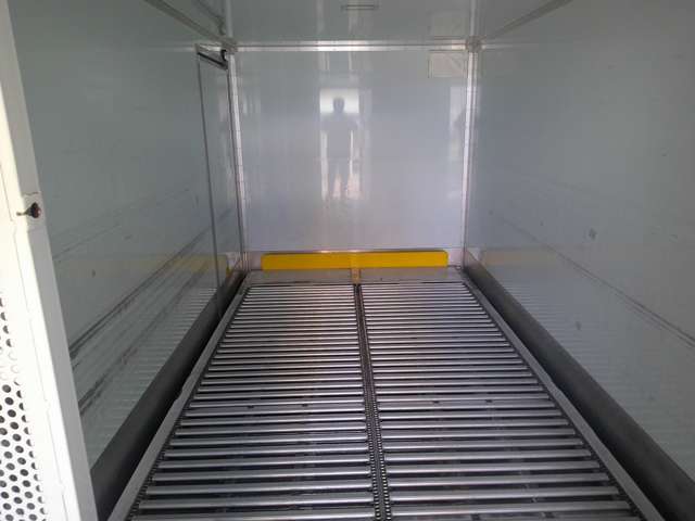 Isuzu Elf 11