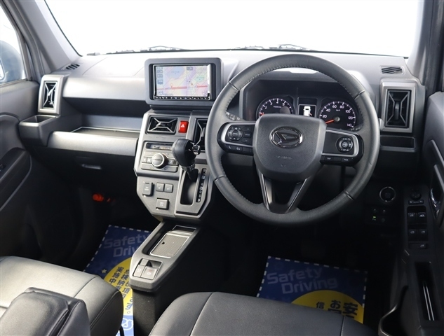 Daihatsu Taft 7