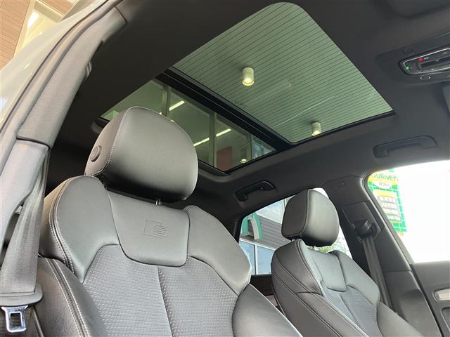Audi Q5 Sportback 4