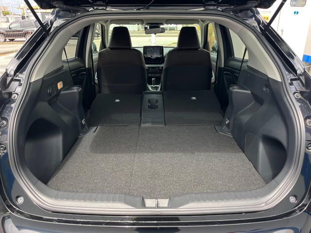 Toyota Yaris Cross 10