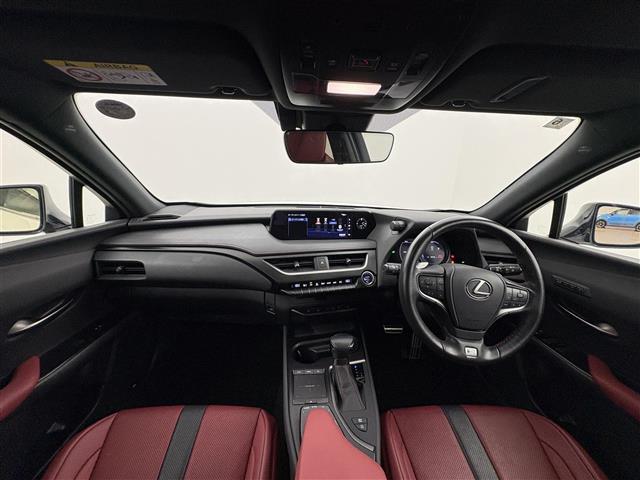 Lexus UX 4