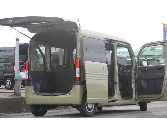 Honda N-VAN 11