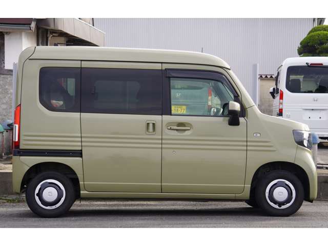 Honda N-VAN 10