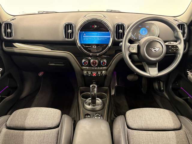 MINI Crossover 4