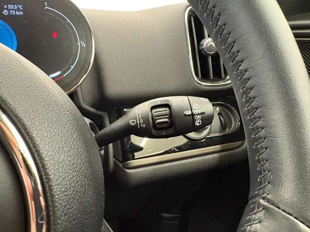 MINI Crossover 9