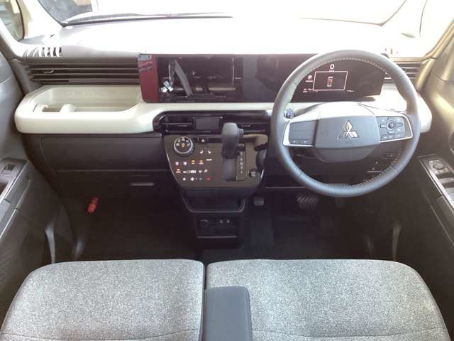 Mitsubishi Delica Mini 11