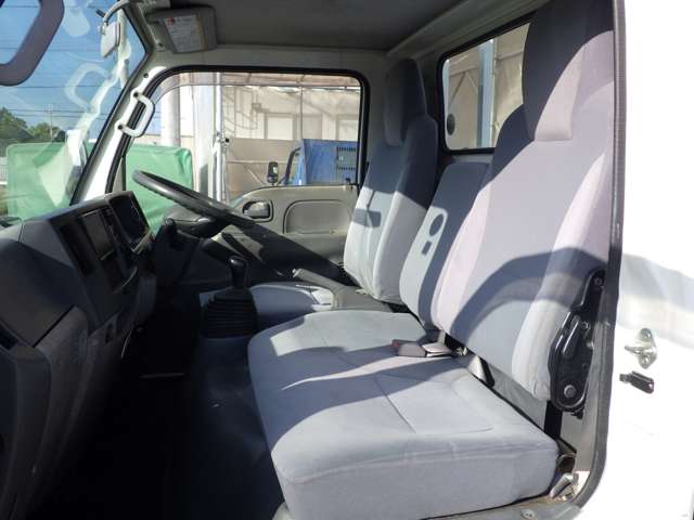 Isuzu Elf 11