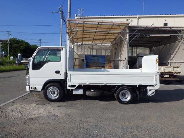 Isuzu Elf 3