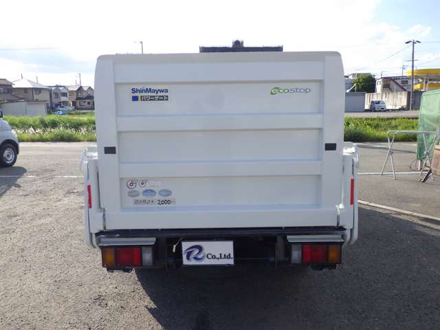 Isuzu Elf 5