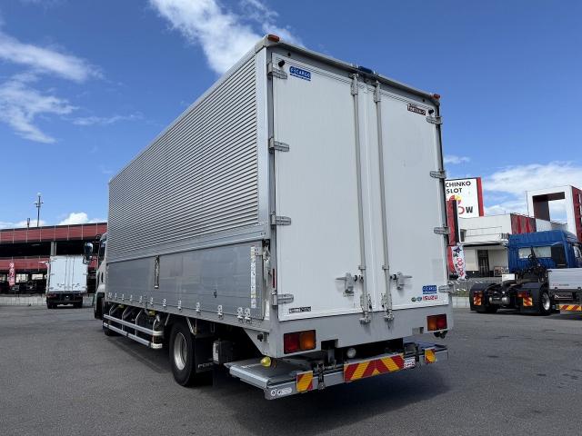 Isuzu Forward 6
