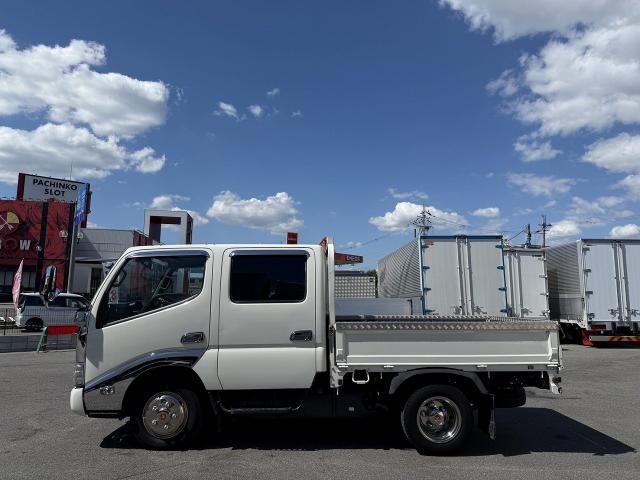 Hino Dutro 4