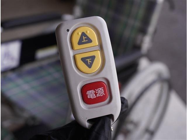 Suzuki Every 12