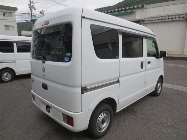 Nissan NV100 Clipper 12