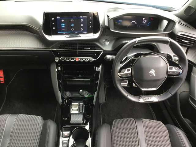 Peugeot SUV 2008 7