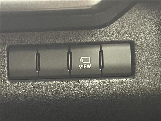 Lexus UX 8