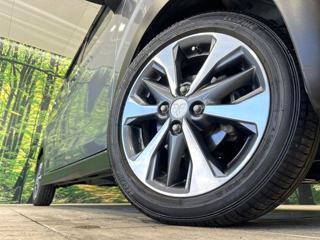 Mitsubishi eK X 12