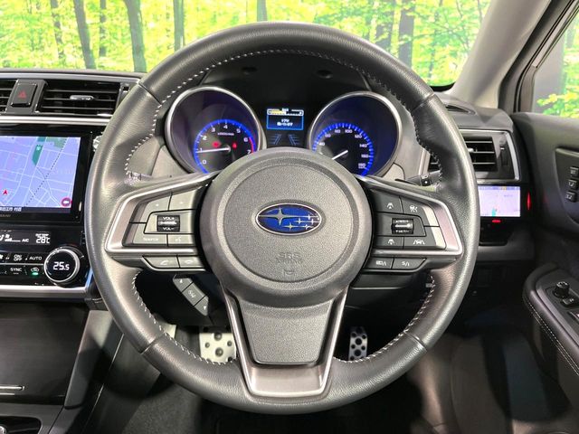 Subaru Legacy Outback 11