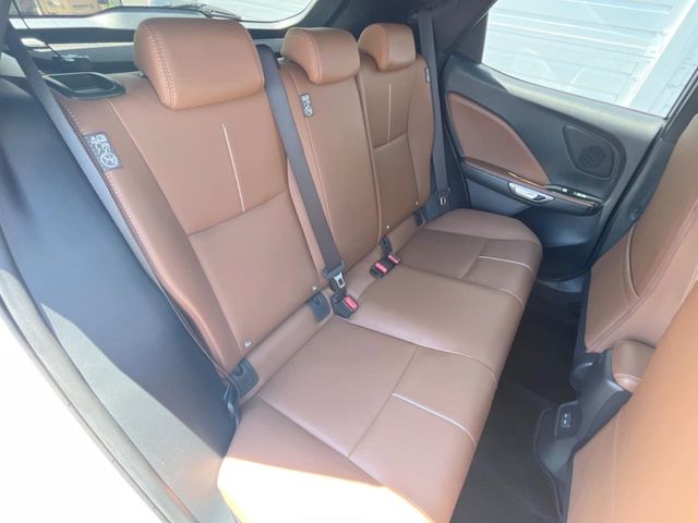 Lexus LBX 10
