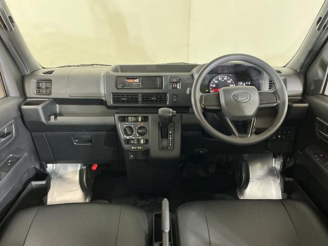 Daihatsu Hijet Cargo 3