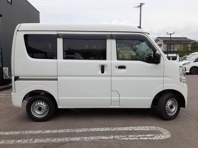 Suzuki Every 9
