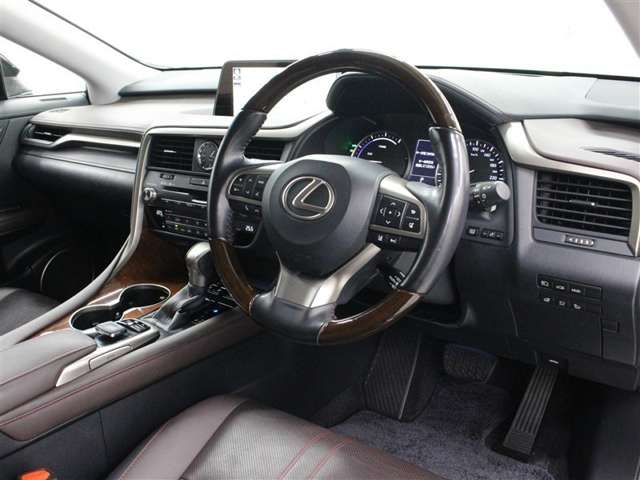 Lexus RX 7