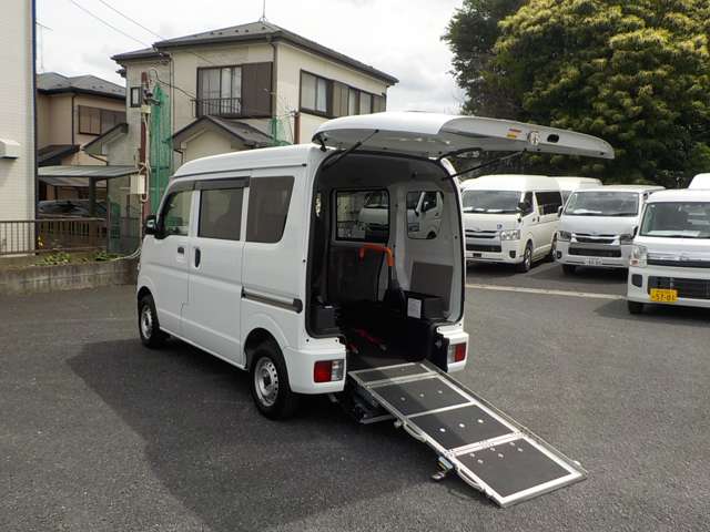 Suzuki Every 8