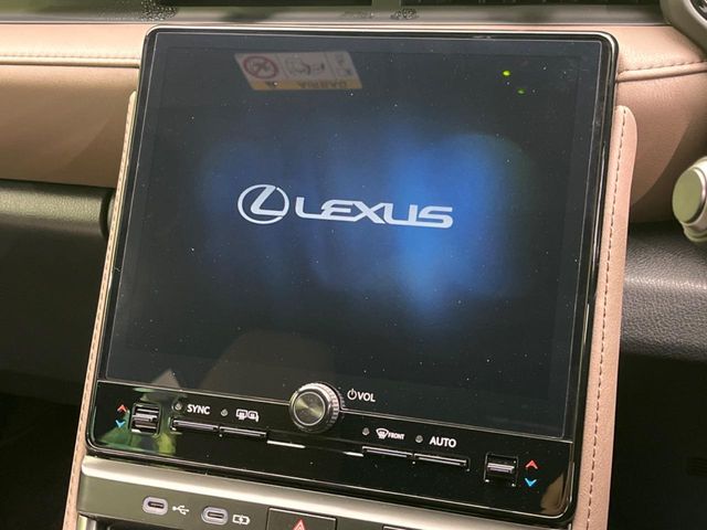 Lexus LBX 4