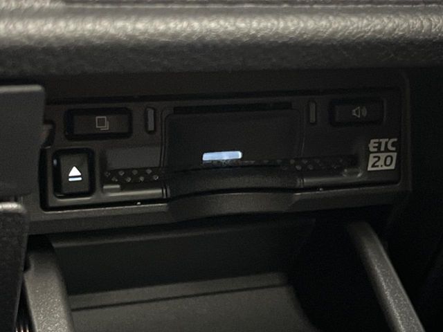 Lexus LBX 7