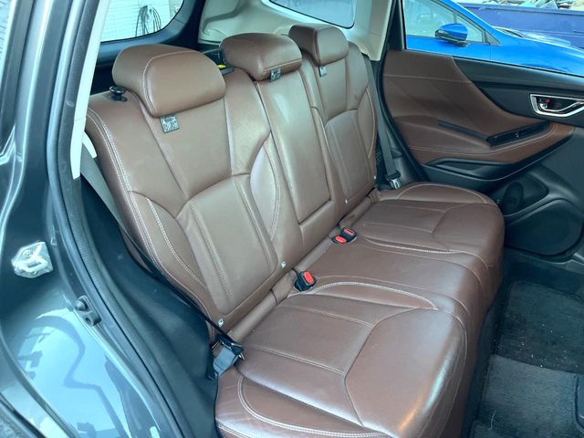 Subaru Forester 9