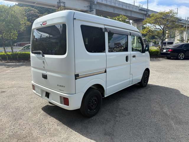 Suzuki Every 3