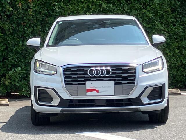 Audi Q2 3