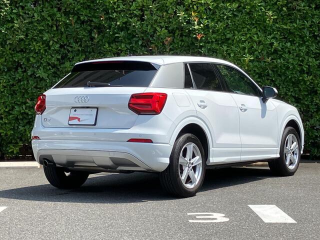 Audi Q2 5