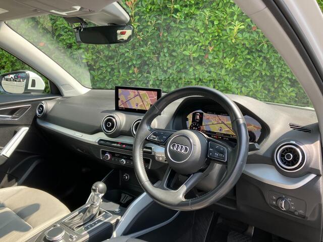 Audi Q2 7