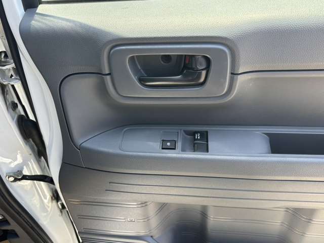 Honda N-VAN 12