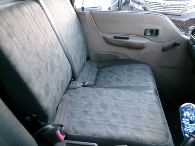 Mazda Bongo Truck 11