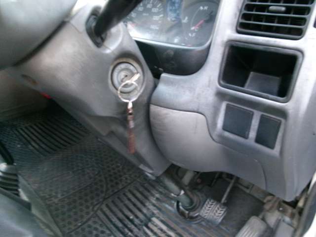 Mazda Bongo Truck 10