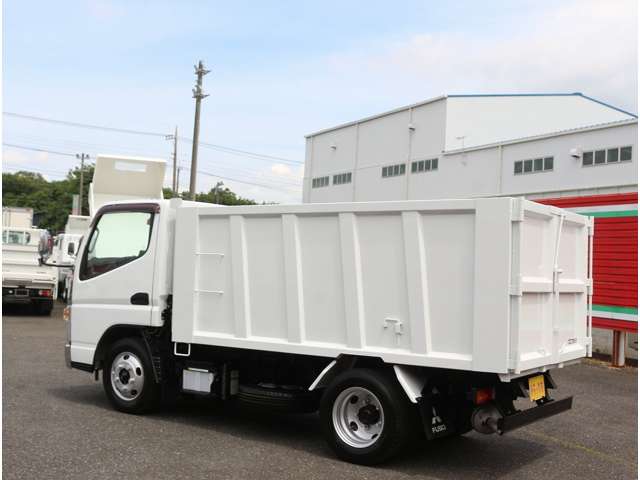 Mitsubishi Fuso Canter 11