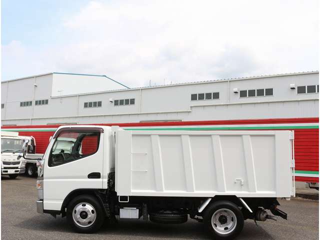 Mitsubishi Fuso Canter 12
