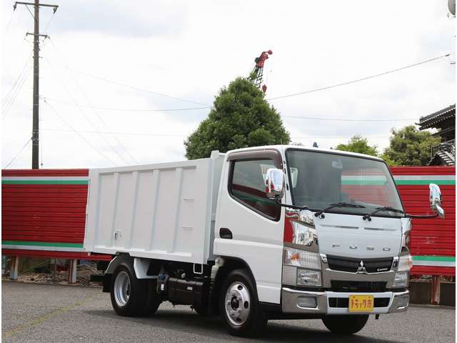 Mitsubishi Fuso Canter 7
